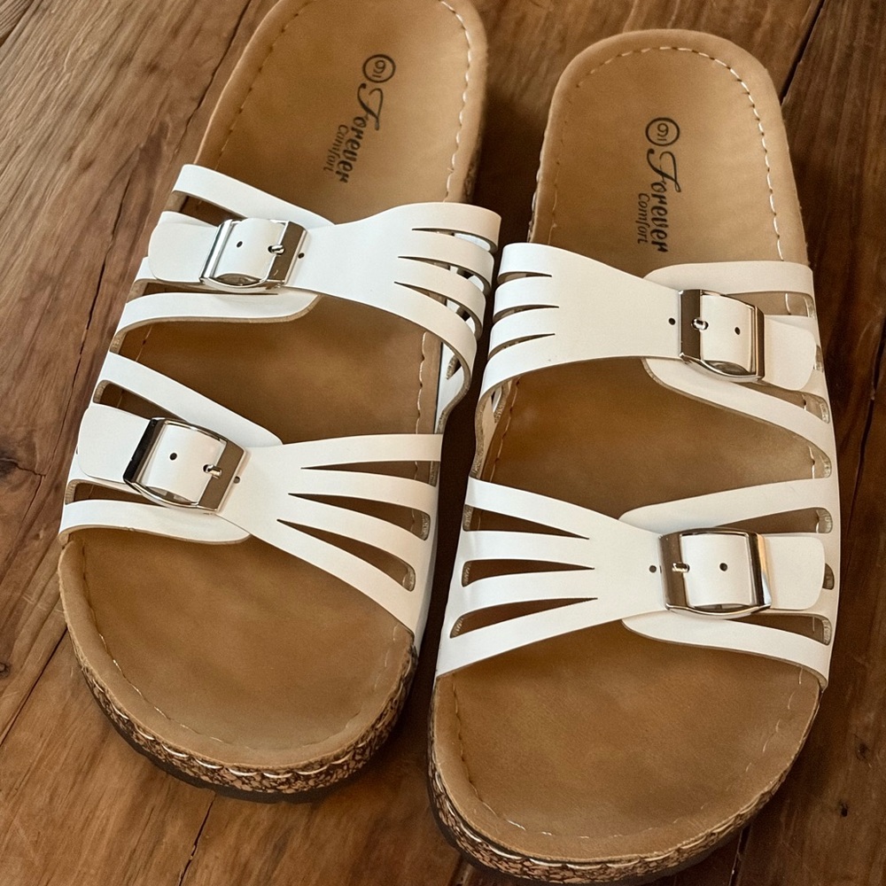 NWT White Buckle Sandals